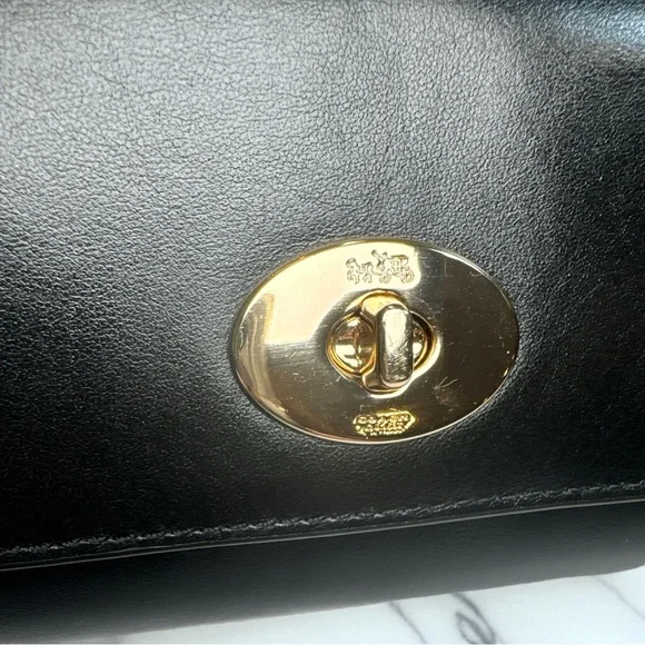 Coach Leather Turnlock Chain Clutch Horse & Carriage Embossed Hardware NEW - Picture 3 of 16